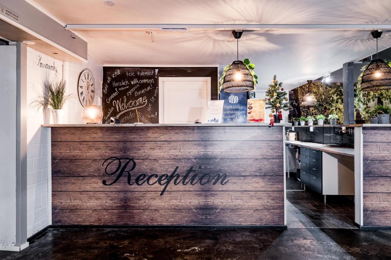 Hotelli Keskipiste การาซามากี ภายนอก รูปภาพ
