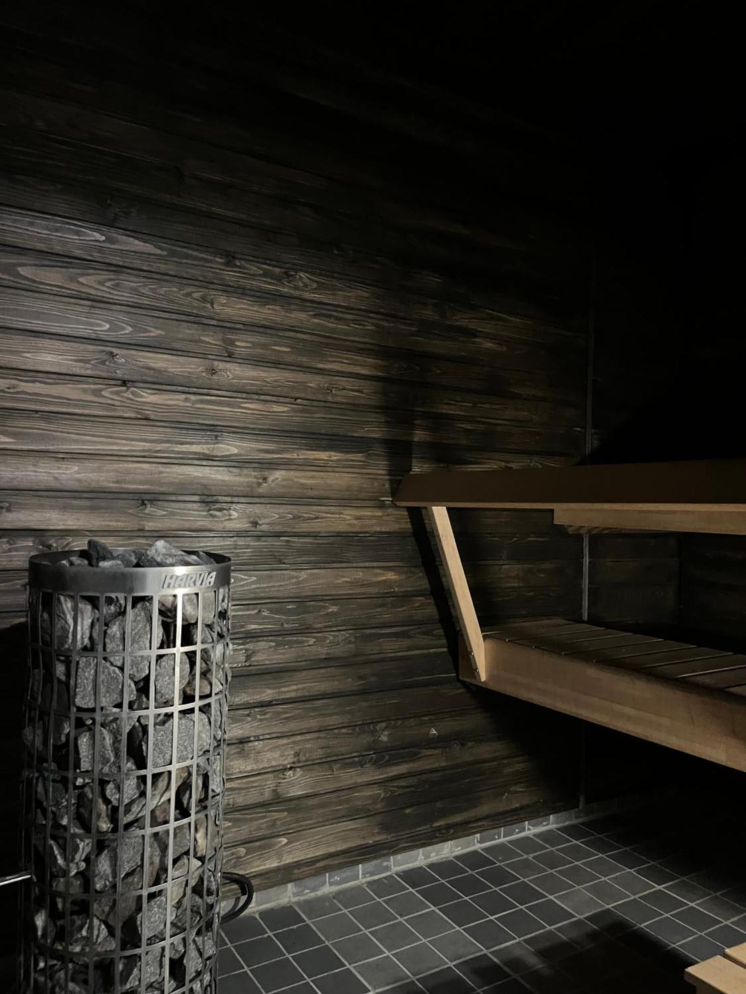 Hotelli Keskipiste การาซามากี ภายนอก รูปภาพ