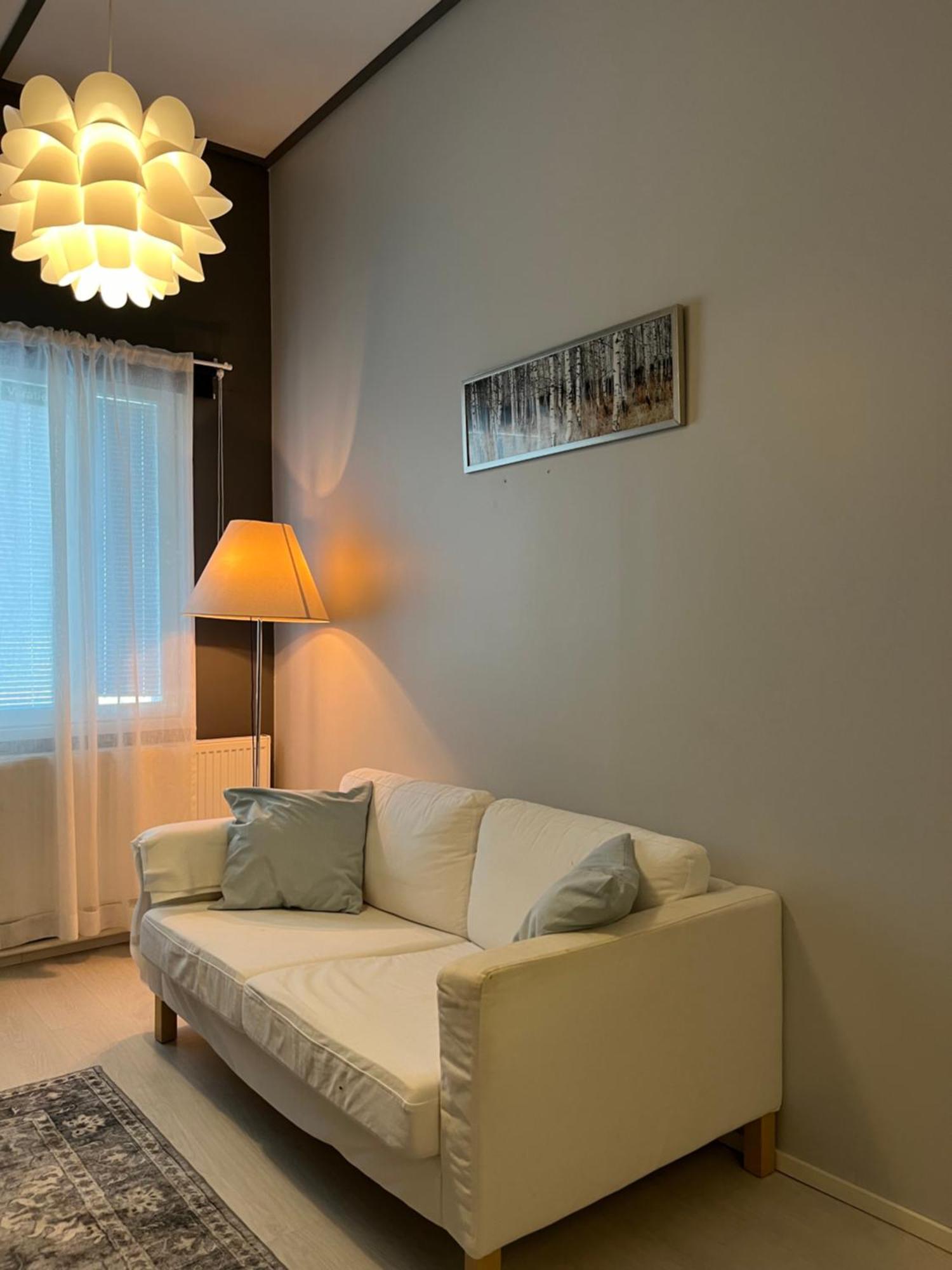 Hotelli Keskipiste การาซามากี ภายนอก รูปภาพ