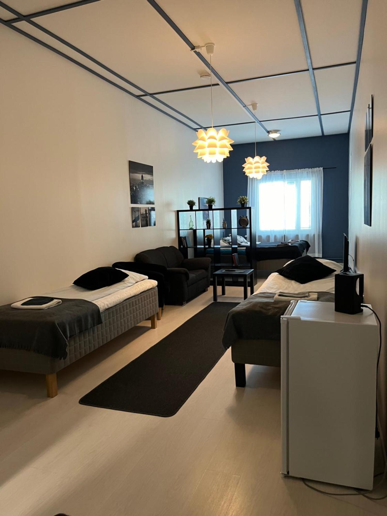 Hotelli Keskipiste การาซามากี ภายนอก รูปภาพ